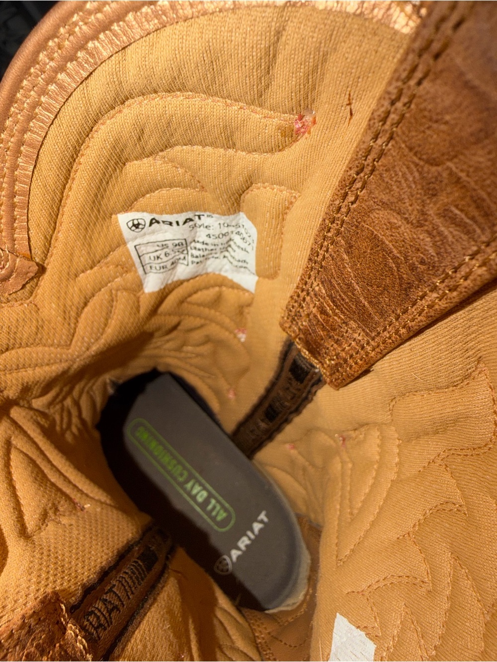 Women’s Ariat Brown and Burgundy Western Cowboy Boots - Picture 7 of 7
